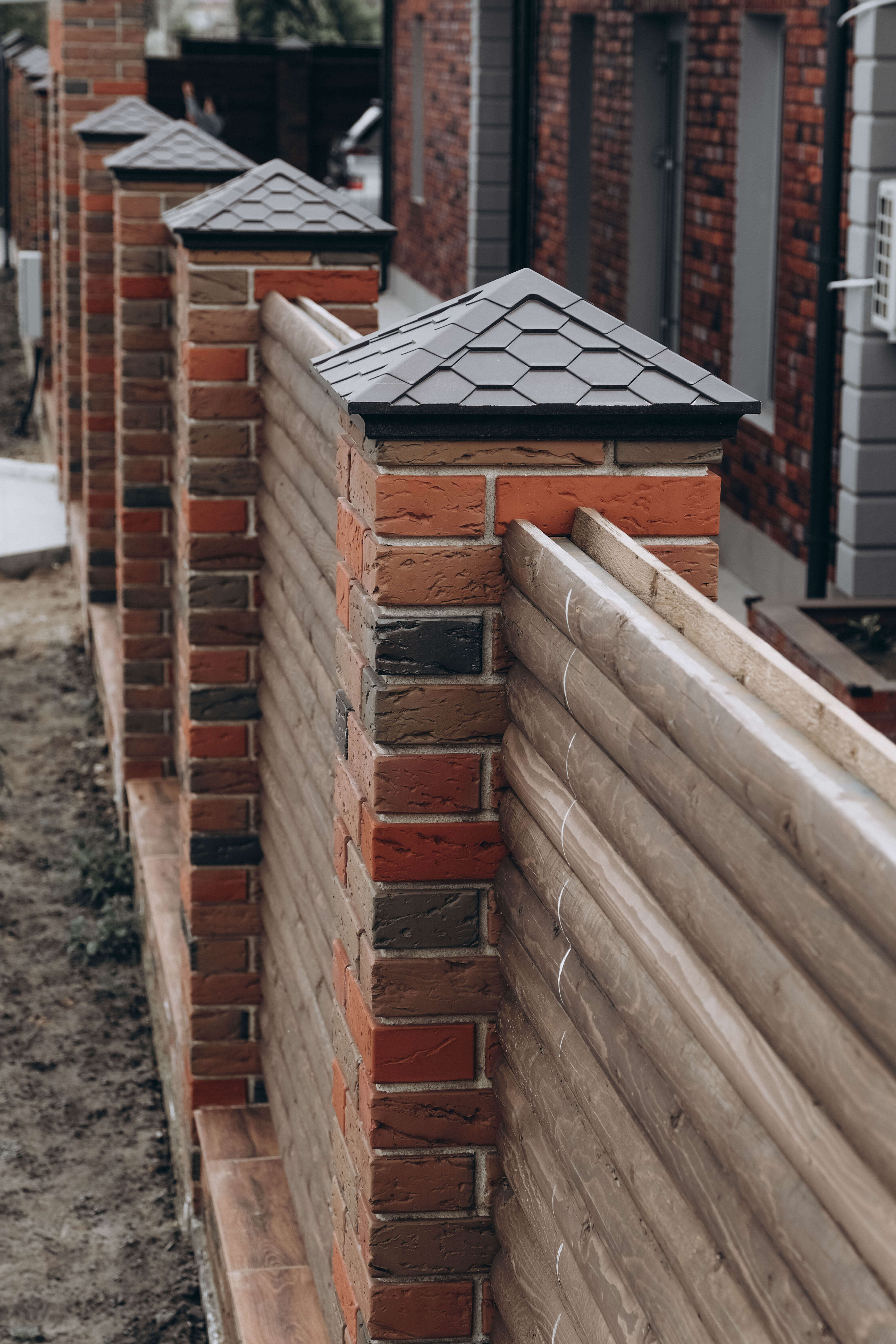 Колпак Zking Эверест Коричневый на столб 1.5х1.5 кирпича (390х390мм) в Хабаровске фото